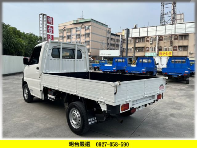 里程履約  6 萬 公里 保證/認證/全車原鈑件 保證【全車 保固】前後行車紀錄/ 免費 換成-O廂  第3張相片