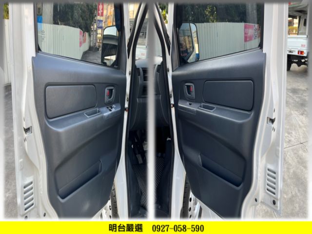 認證車/ 車頭原漆+ 車斗噴漆/ 原鈑件+ 里程保證/ 全車 保固【貨車 專賣】  第9張相片