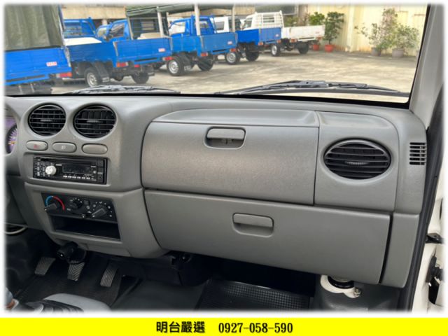 全車 原鈑件/ 認證 / 里程 保證/ 全車 保固 1 年【貨車 專賣】 可 全額分期  第5張相片