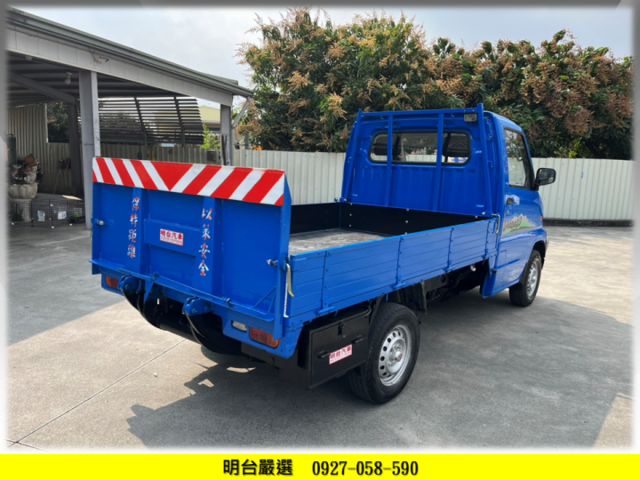 4 X 4 【 4 輪傳動+ 加力檔 】履約 7 萬公里 保證/ 全車 保固 / 電動 尾門 + 冷氣 + 4 X 4  第3張相片
