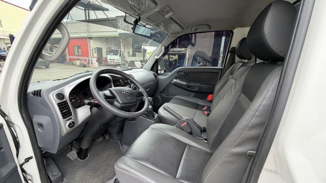 車頭 原漆 原鈑件+ 里程 保證 / 認證車 / 履約 全車 保固 半 年 【貨車 專賣】送 前後行車記錄  第2張相片