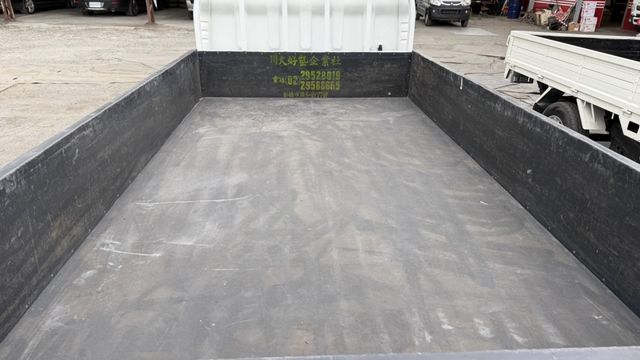 車頭 原漆 原鈑件+ 里程 保證 / 認證車 / 履約 全車 保固 半 年 【貨車 專賣】送 前後行車記錄  第4張相片