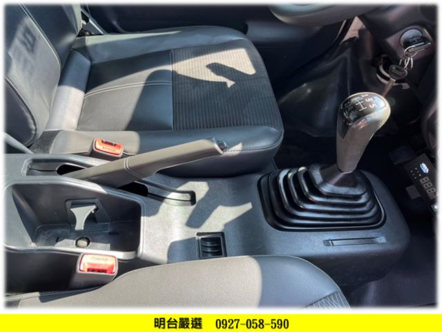 冷凍車 -20 度 C / 全車 原漆/ 認證+全車 保固【貨車專賣】 //  冷凍車--不加價  //  第7張相片