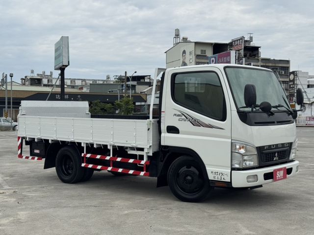 11.6 尺 /  認證車 / 全車 保固 / 全車原鈑件 / 已升載重 5 噸 / 尾門 双缸【全車 保固 半年】  第2張相片