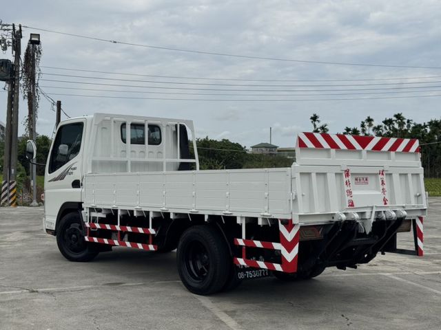 11.6 尺 /  認證車 / 全車 保固 / 全車原鈑件 / 已升載重 5 噸 / 尾門 双缸【全車 保固 半年】  第8張相片