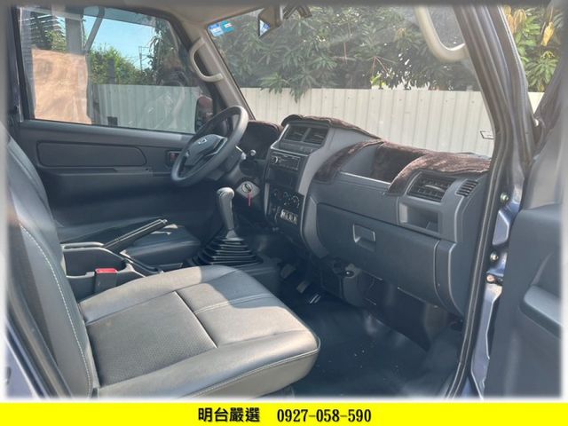 員工 託售 / 全車 原漆 原鈑件/ 可認證/里程保證【貨車專賣】可和車主 直接 議價-試車  第4張相片