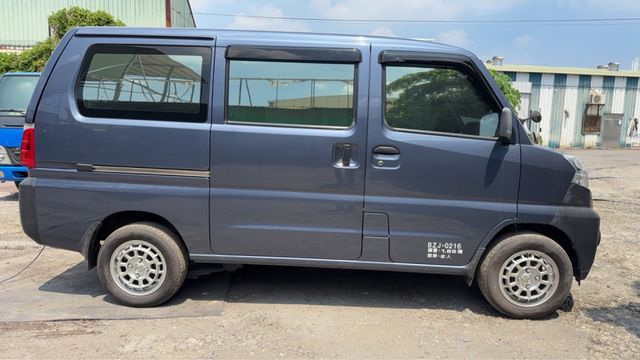 全車 原漆 原鈑件 // 認證車 // 里程 8 萬公里 保證/ 全車 保固 / 鋁圈 / 前後行車紀錄+盲點  第2張相片
