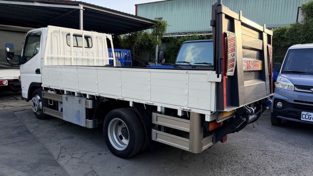 11.5 尺/ 履約 7 萬 公里 保證/ 正 5 噸// 認證車 // 全車原鈑件  4 缸 4向  尾門【貨車專賣】  第5張相片