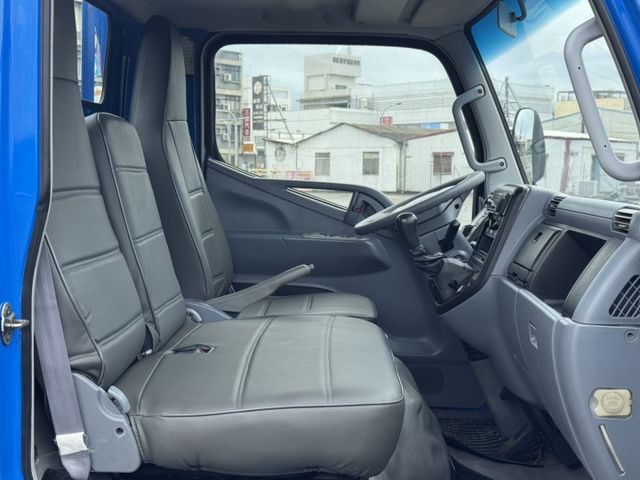 11.6 尺/ 認證車 / 全車 原鈑件 / 全車 履約 保固【貨車 專賣】 升降尾門 / 可全額分期  第4張相片