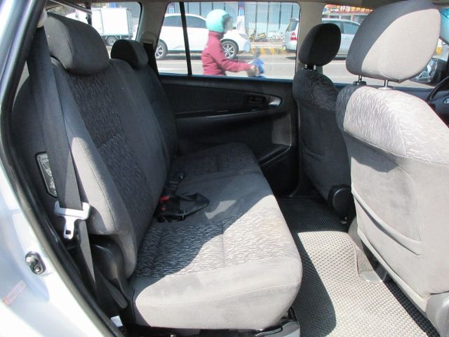2016年 英諾瓦2.0自排 車美跑少 可全貸 歡迎賞車!!  第7張相片