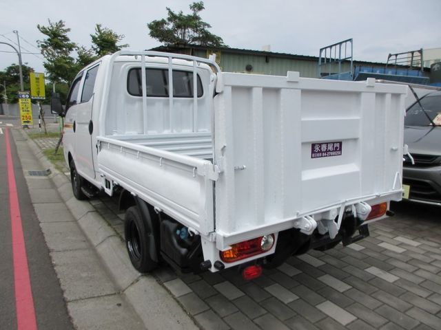 2021年波特雙箱 手排 尾門 僅跑6萬多 車美好開 可全貸 歡迎賞車!!  第4張相片