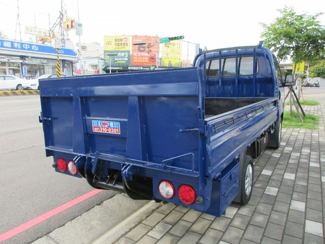 2019年卡旺 尾門 僅跑9萬多 車美好開 可全貸 歡迎賞車!!  第2張相片