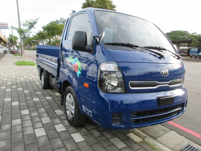 2019年卡旺 尾門 僅跑9萬多 車美好開 可全貸 歡迎賞車!!  第3張相片