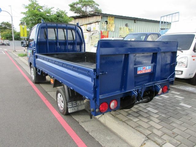 2019年卡旺 尾門 僅跑9萬多 車美好開 可全貸 歡迎賞車!!  第4張相片