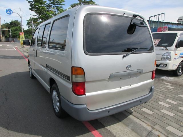 2005年 海力士*自排 一手車 里程保證12萬多 車美好開 可分期 歡迎賞車!!  第4張相片