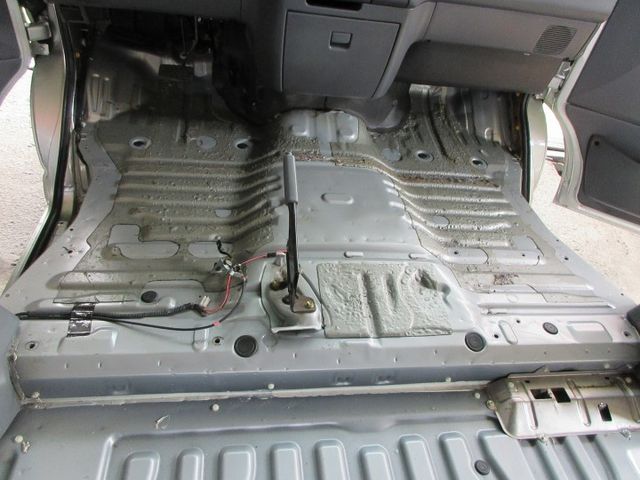 2005年 海力士*自排 一手車 里程保證12萬多 車美好開 可分期 歡迎賞車!!  第15張相片