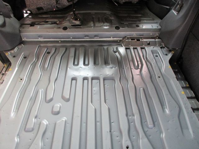 2005年 海力士*自排 一手車 里程保證12萬多 車美好開 可分期 歡迎賞車!!  第16張相片