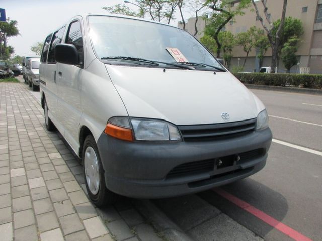2004年12月海力士自排 僅跑4萬多 車美好開 可分期 歡迎賞車  第3張相片