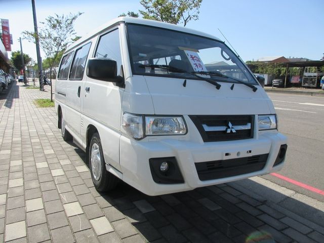 2015年11月 得利卡 政府退役* *輪椅車** 福祉車**可改回**8人座**車美好開 可全貸 歡迎賞車!!  第3張相片