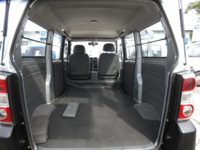 2013年菱利1.3 貨車版廂型車 車美好開 可分期 歡迎賞車!!  第9張相片