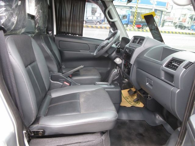 2020菱利貨車 自排+帆布 僅跑8萬多 車美好開 可分期 歡迎賞車!!  第6張相片