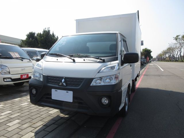 2020年得利卡 FRP箱 僅跑8萬多 車美好開 可全貸 歡迎賞車!!  第1張相片