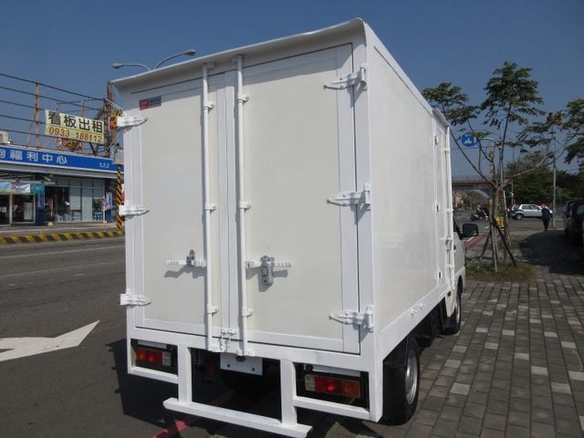 2020年得利卡 FRP箱 僅跑8萬多 車美好開 可全貸 歡迎賞車!!  第2張相片