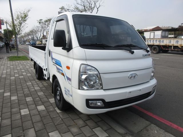 2019年 波特手排 六輪 車美好開 可分期 歡迎賞車!!  第3張相片