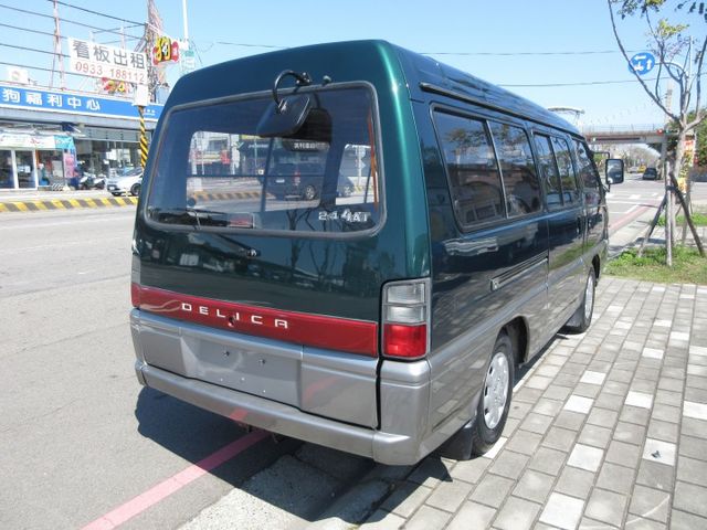 2004年得利卡 自排  第2張相片
