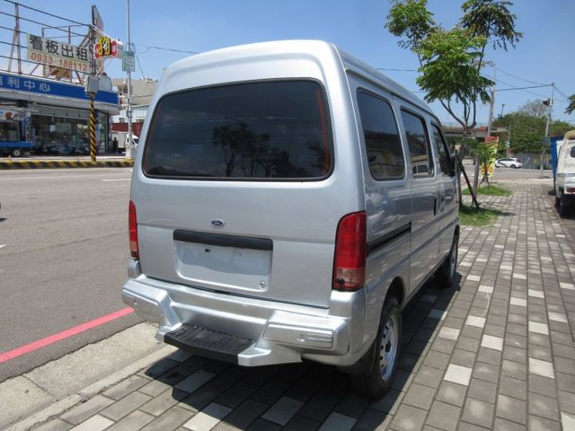 2007年10月福特 好幫手 手排  第2張相片