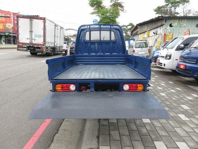 2022年 波特雙廂 僅跑2萬多 雙折尾門 車美好開 可全貸 歡迎賞車!  第9張相片