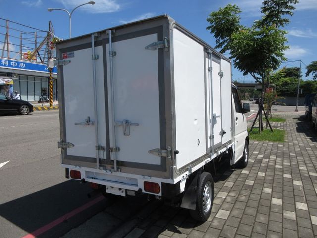 2020年菱利自排 冷凍車 僅跑5萬4千多 車美好開 可全貸 歡迎賞車!!  第2張相片