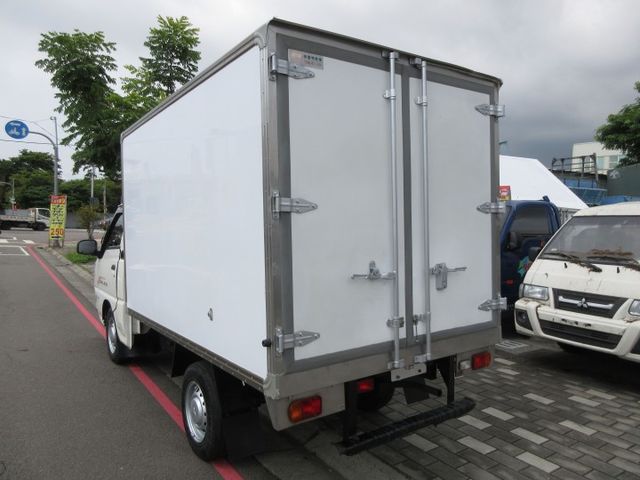 2022年11月得利卡自排 冷凍車美好開 可全貸 歡迎賞車!!  第4張相片