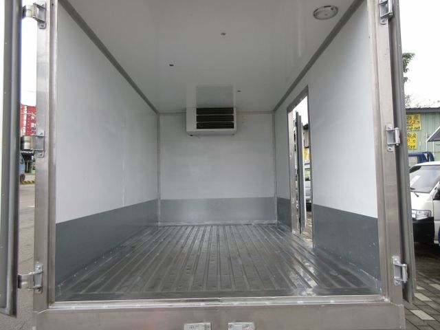 2022年11月得利卡自排 冷凍車美好開 可全貸 歡迎賞車!!  第8張相片