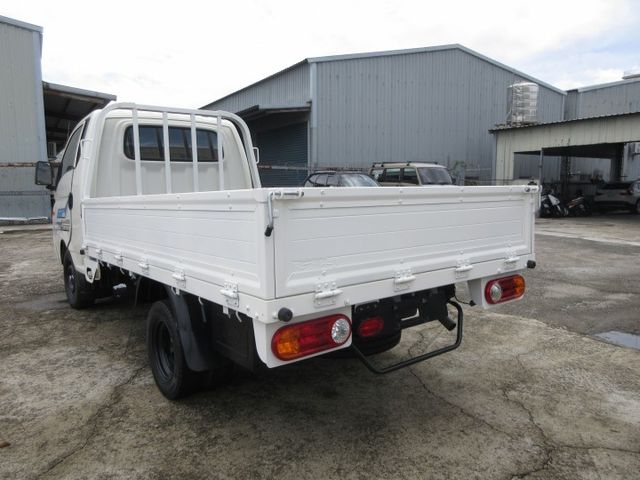 2020年波特 自排 僅跑7萬多 車美好開 可全貸 歡迎賞車!!  第4張相片