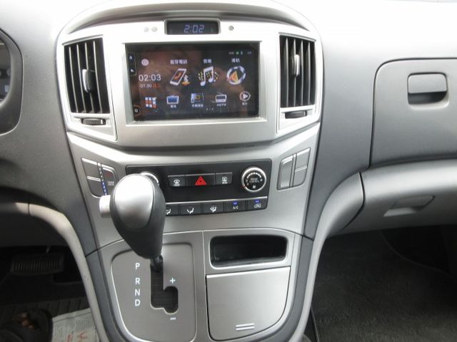 2021年史塔瑞獅 僅跑8萬多 車美好開 可全貸 歡迎賞車!!  第14張相片