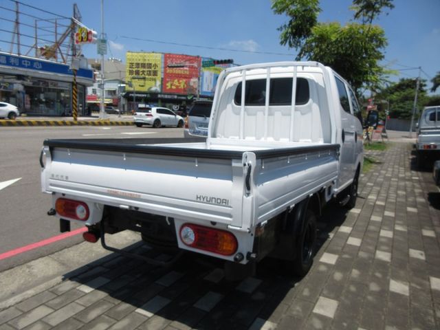 2021年波特 自排 高箱 僅跑4萬多 車美好開 可全貸 歡迎賞車!!  第2張相片