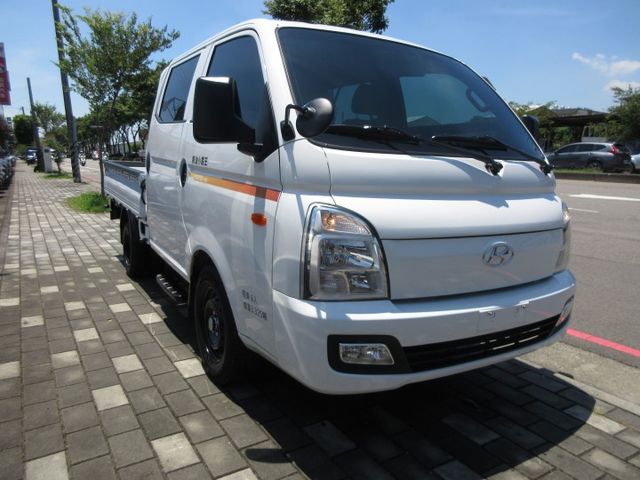 2021年波特 自排 高箱 僅跑4萬多 車美好開 可全貸 歡迎賞車!!  第3張相片