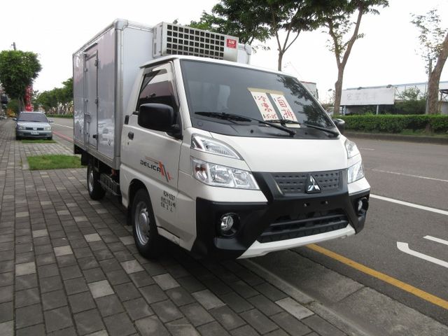 2021年得利卡自排 冷凍車美好開 可全貸 歡迎賞車!!  第3張相片