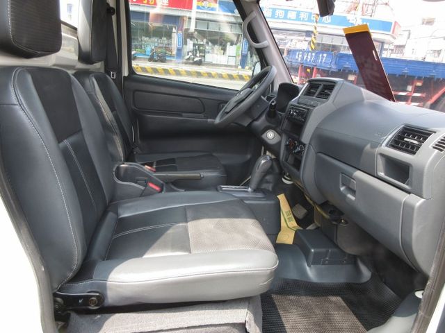 2020年菱利 自排*僅跑*2萬2千多 車美好開 可全貸 歡迎賞車!!  第6張相片