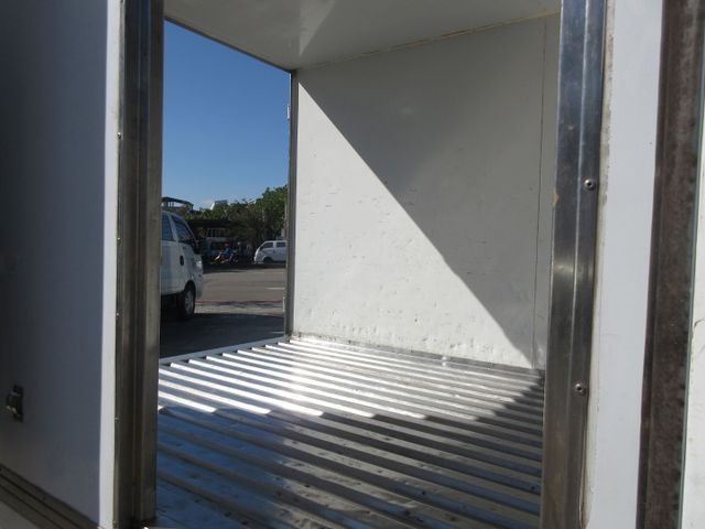 2015年 菱利1.3 冷凍車 車美跑少 可全貸 歡迎賞車!!  第8張相片