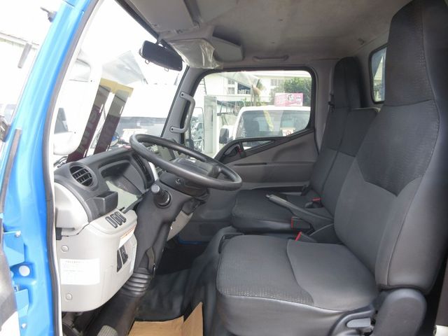 2019年堅達手排 11尺半 里程保證9萬6千多 車美好開 可全貸 歡迎賞車!!  第5張相片