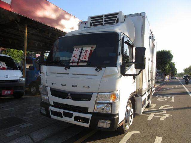 2022年11月堅達11尺半 手排冷凍車 里程保證1萬5千多公里 車美好開 可全貸 歡迎賞車!!  第1張相片