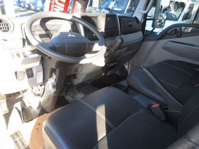 2022年11月堅達11尺半 手排冷凍車 里程保證1萬5千多公里 車美好開 可全貸 歡迎賞車!!  第10張相片