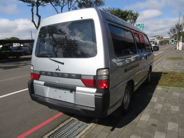 2022年得利卡 手排 8人座 車美好開 可全貸 歡迎賞車!!  第2張相片