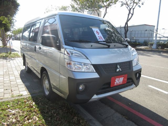 2022年得利卡 手排 8人座 車美好開 可全貸 歡迎賞車!!  第3張相片