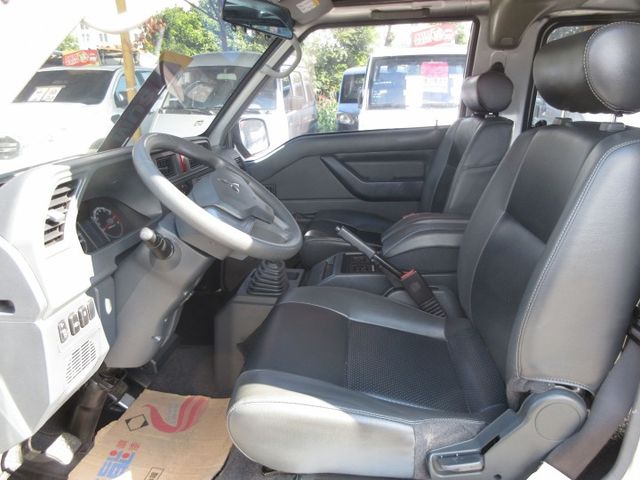 2022年得利卡 手排 8人座 車美好開 可全貸 歡迎賞車!!  第5張相片