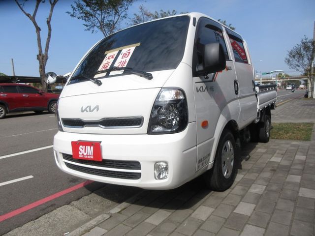 2024年卡旺雙箱 自排 僅跑3萬多 車美好開 可全貸 歡迎賞車!!  第1張相片