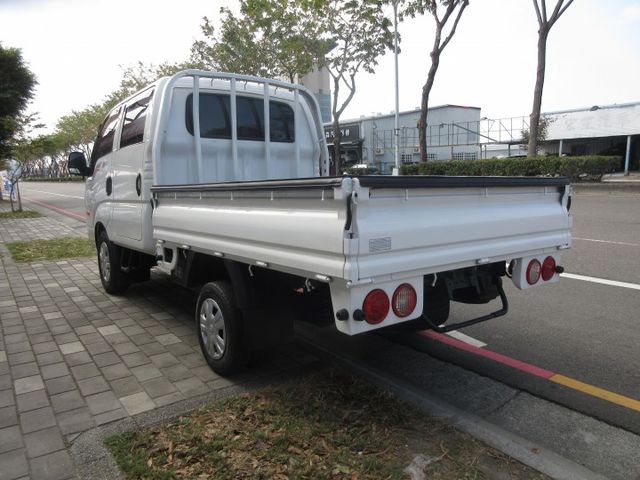 2024年卡旺雙箱 自排 僅跑3萬多 車美好開 可全貸 歡迎賞車!!  第4張相片