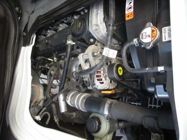 2024年卡旺雙箱 自排 僅跑3萬多 車美好開 可全貸 歡迎賞車!!  第8張相片